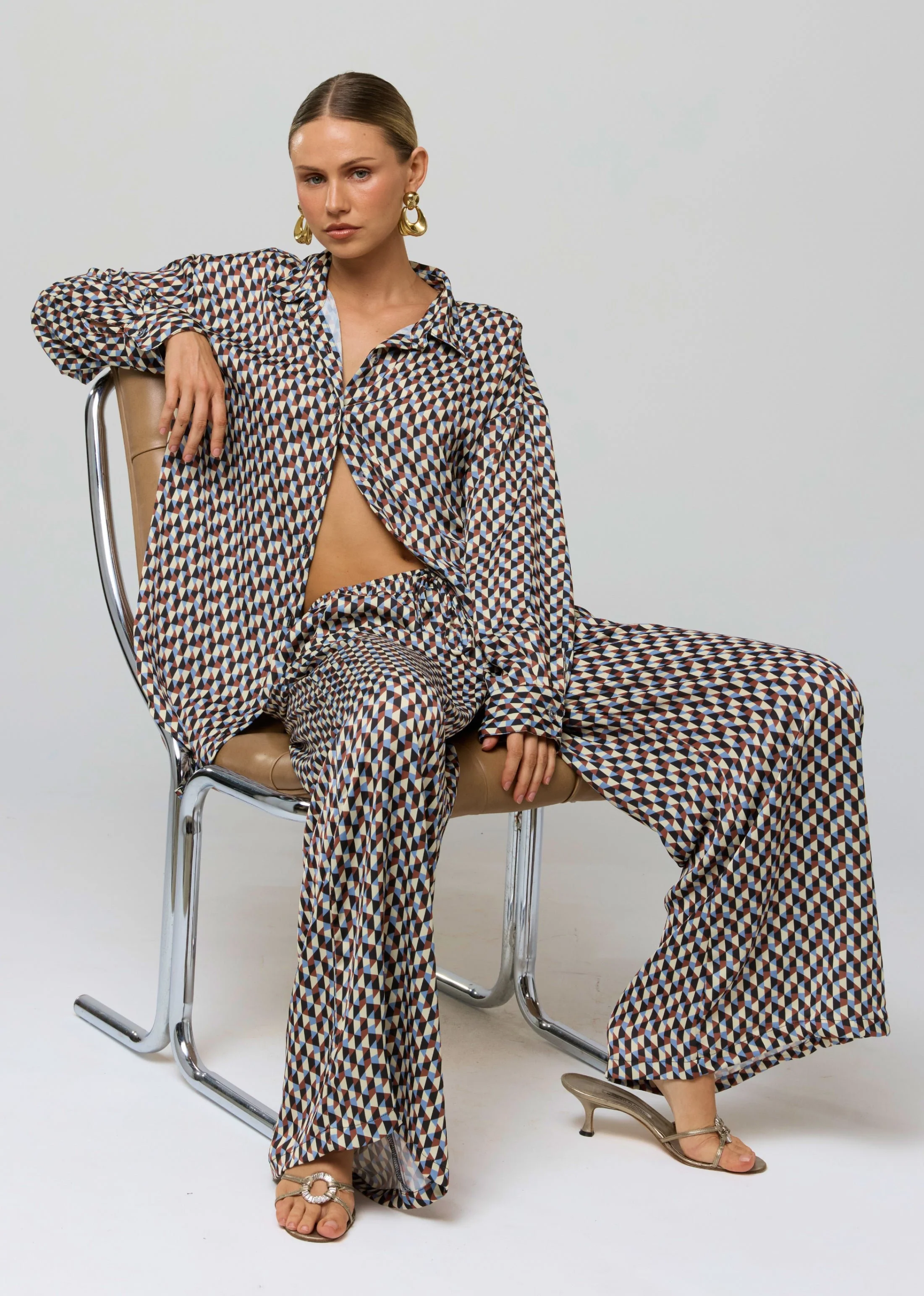 Miley Set in Mosaic - Image 2