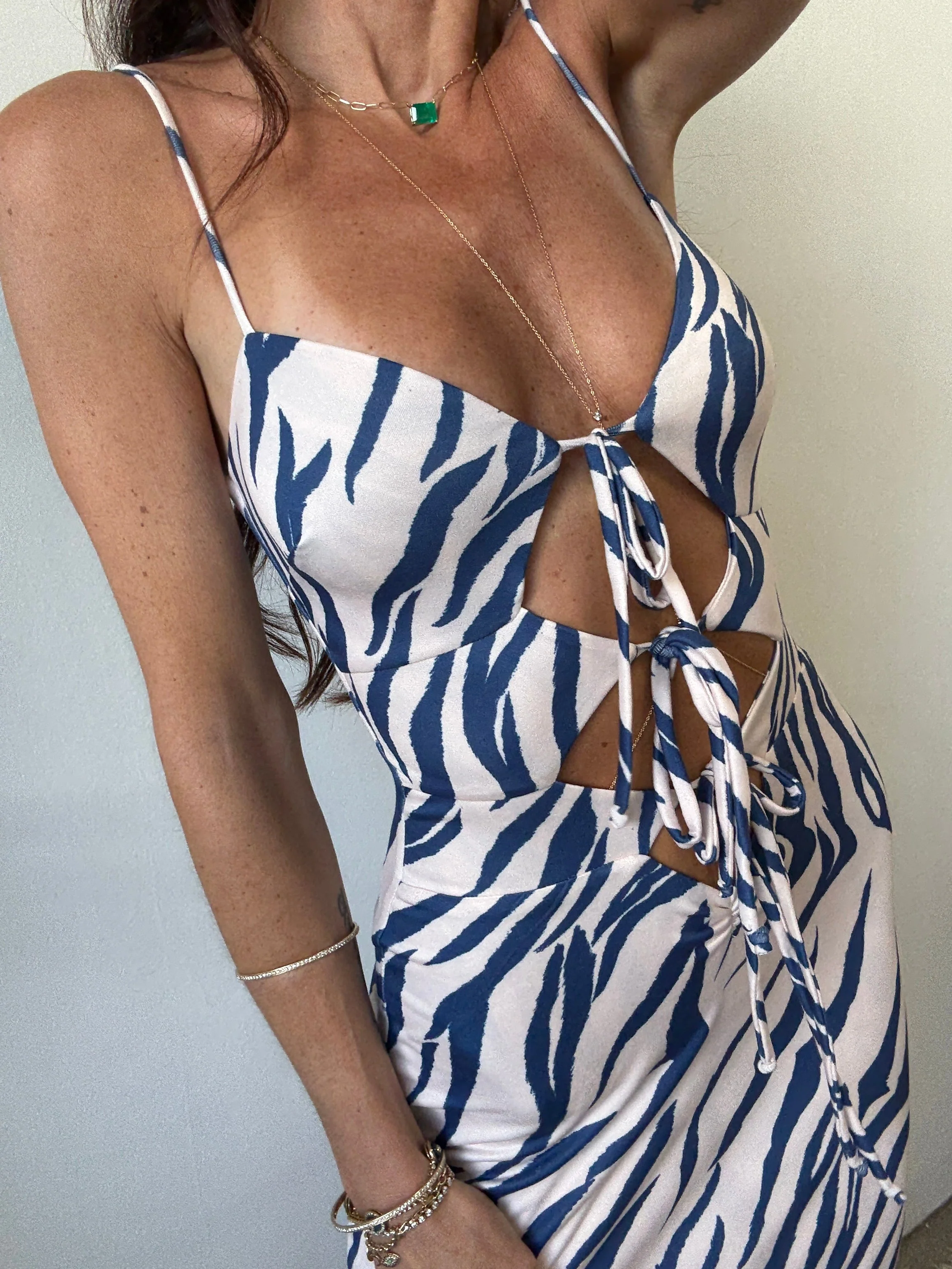 Summer Dress in Athens - Image 2